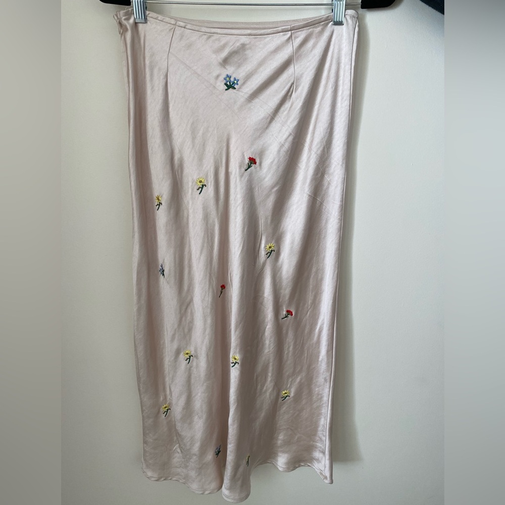 NWT champagne floral silk skirt